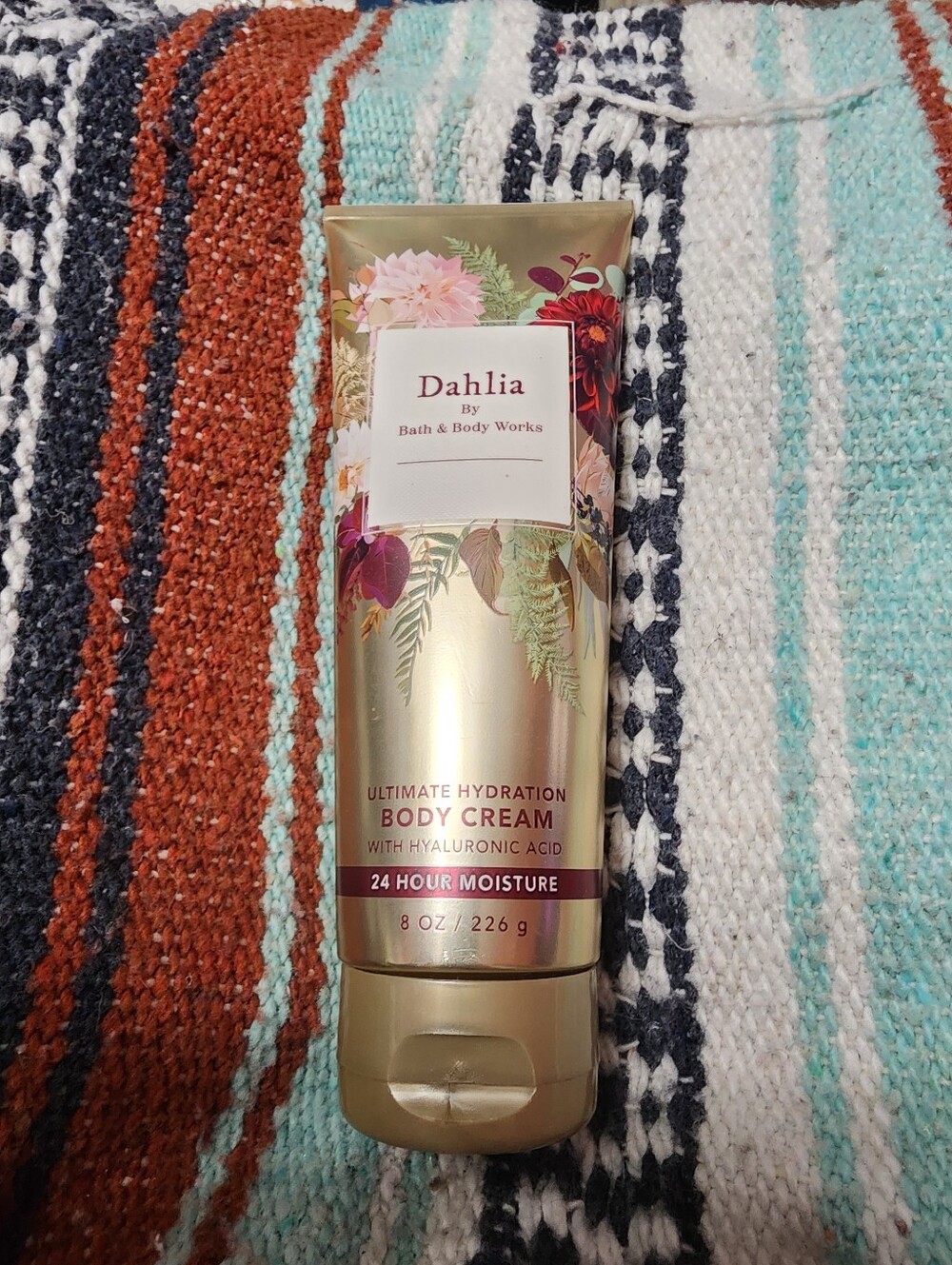 Body Bath Works Dahlia 24 Hour Shea Cream Moisturizer 8 oz Tube Essential Oils